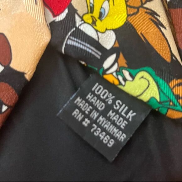 90s Vintage Looney Toons Tie Bugs Bunny, Taz, Marvin the Martian, Sylvester Sam - Picture 9 of 9
